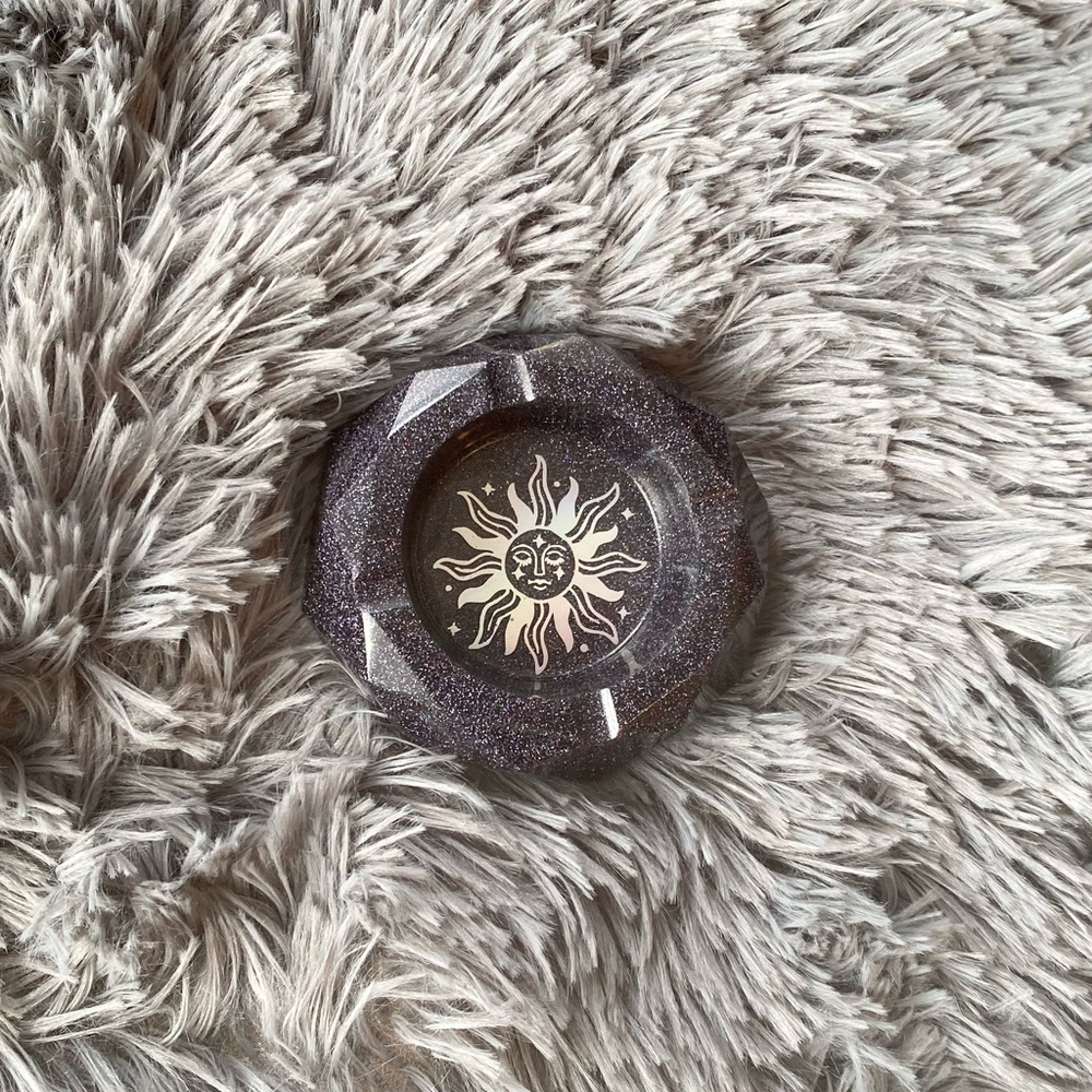 Holographic handmade sun ashtray.